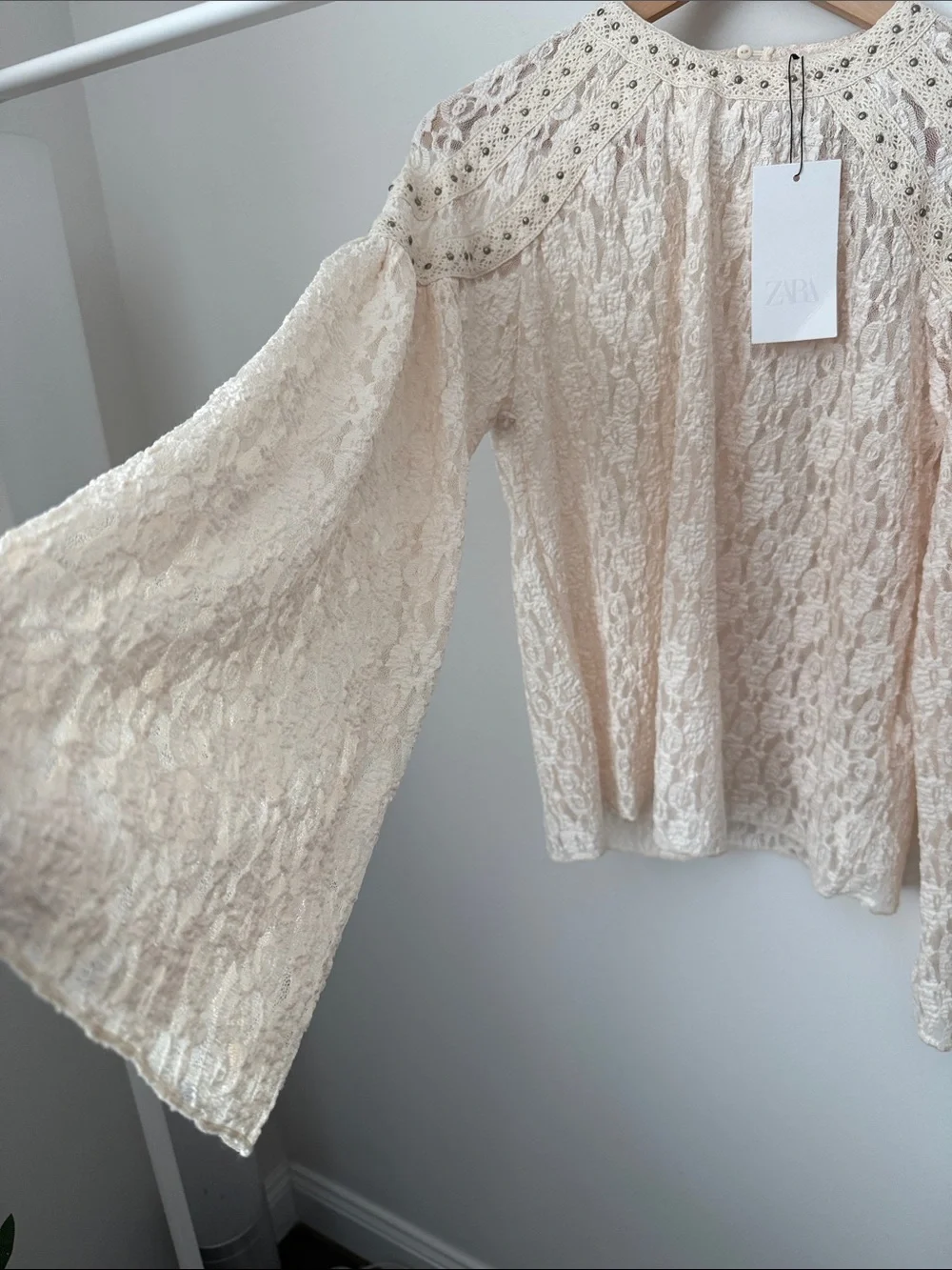 Zara Cream Lace Long-Sleeve Top with Embellished Size M NWT
